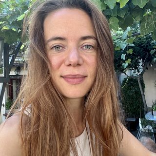 Eva D.